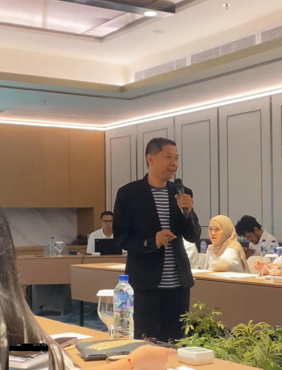 Dr. Kurniawan — Public Speaking Coach